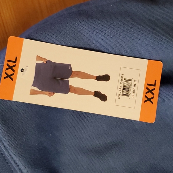 Champion NWT Men's Wide Waist Shorts - Picture 2 of 8